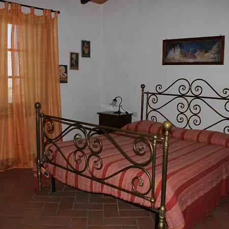 ファームステイ Agriturismo Le Case